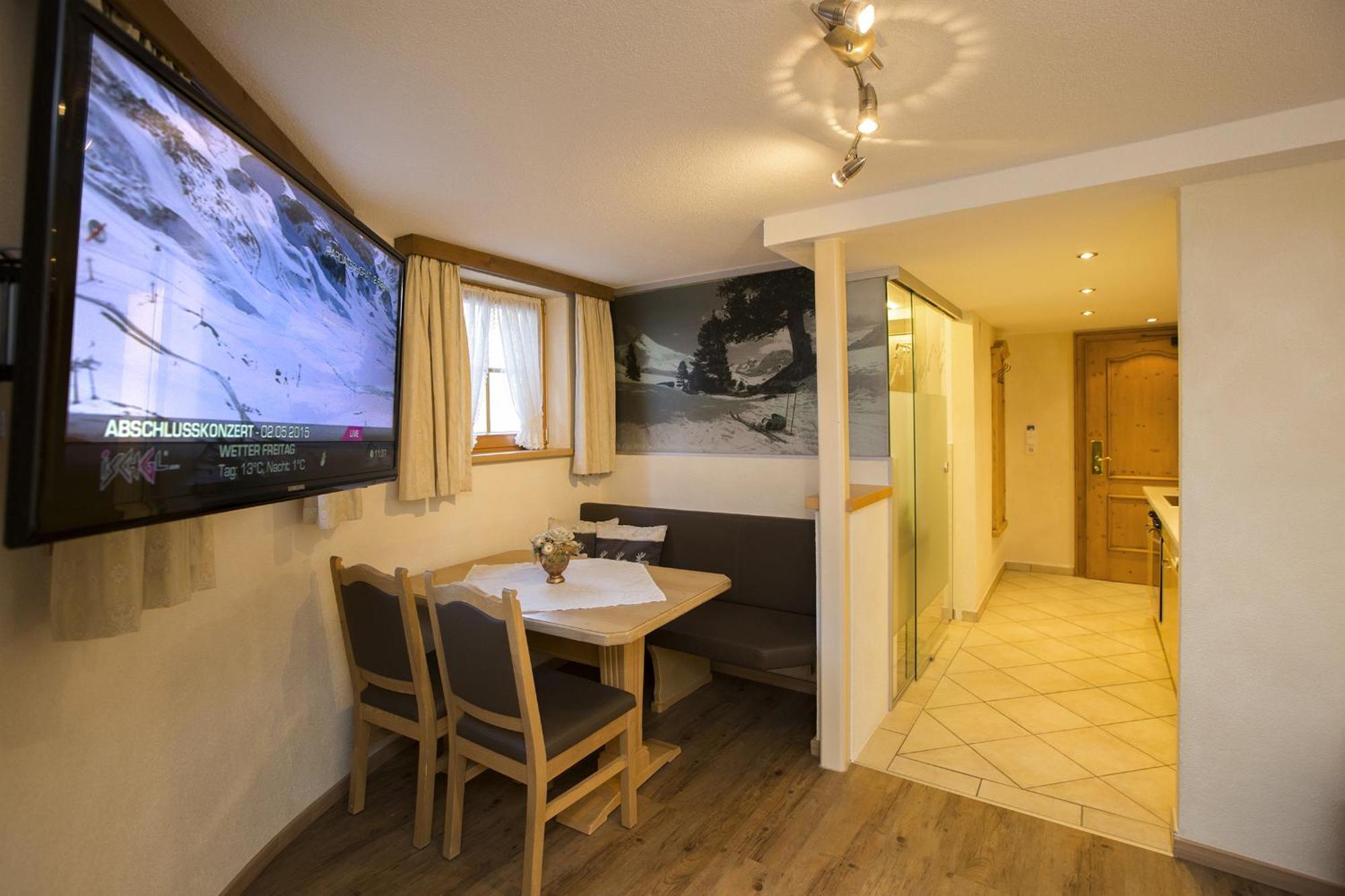 Hotel Tanzer Ischgl Room photo